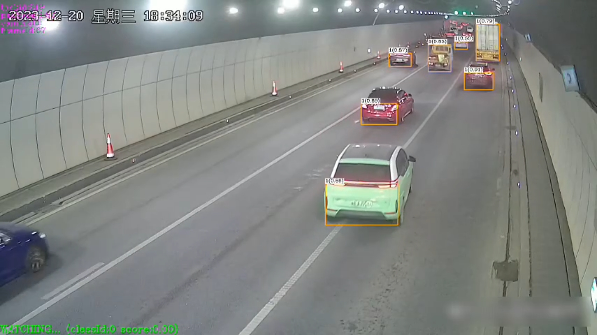 高速违规变道识别